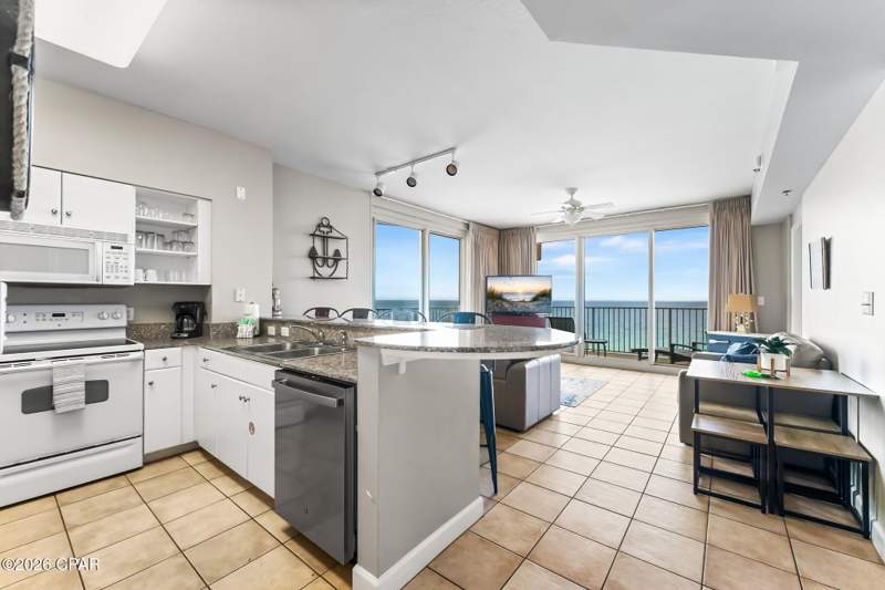 2 bedroom Condominium at 9900 S Thomas Drive 1103, Shores Of Panama, Panama City Beach — photo 3