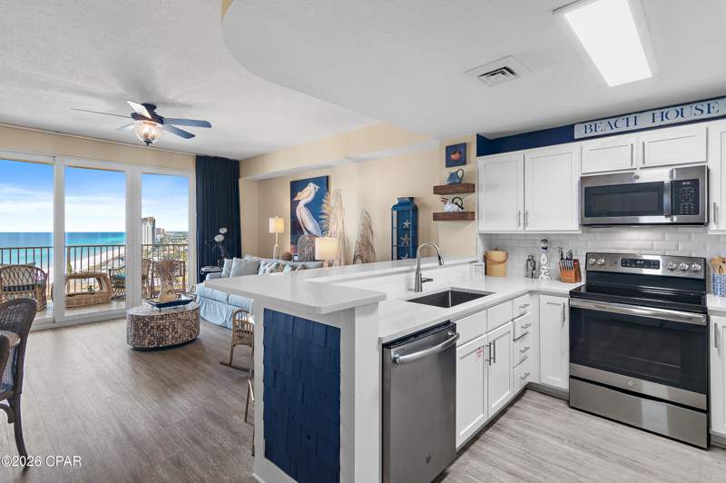 1 bedroom Condominium at 15928 Front Beach Road 32005, Calypso Towers III, Panama City Beach — photo 3