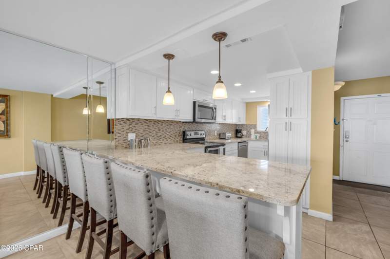2 bedroom Condominium at 5801 Thomas Drive 1319, Regency Towers, Panama City Beach — photo 2