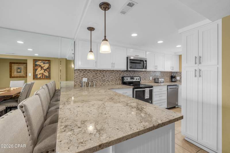 2 bedroom Condominium at 5801 Thomas Drive 1319, Regency Towers, Panama City Beach — photo 3
