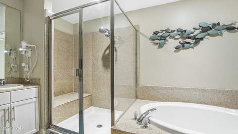 9902 S Thomas Drive 1233, Panama City Beach FL - photo 11 of 62