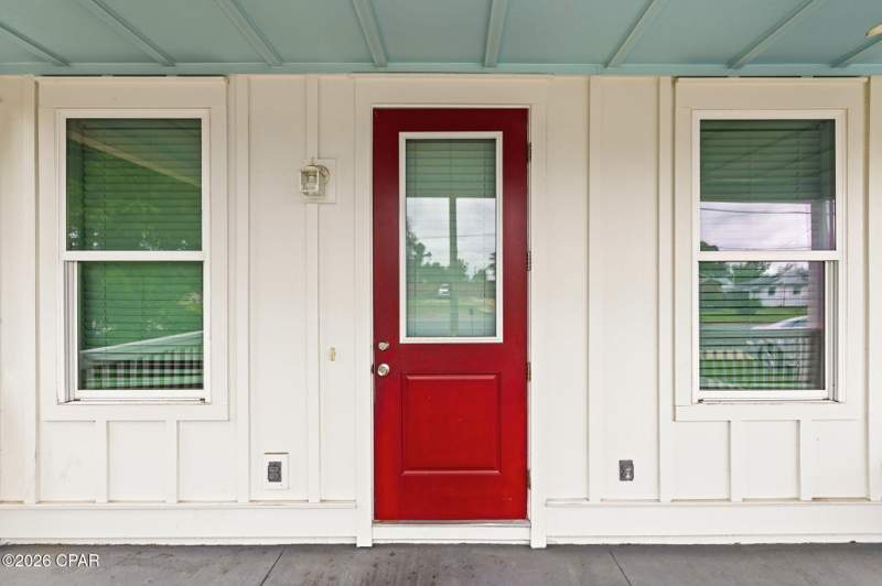 3 bedroom SingleFamilyResidence at 223 N East Avenue, Holmes Add- Millville, Panama City — photo 3
