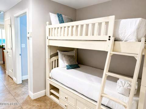 16701 Front Beach Road 1605, Panama City Beach FL - photo 15 of 18