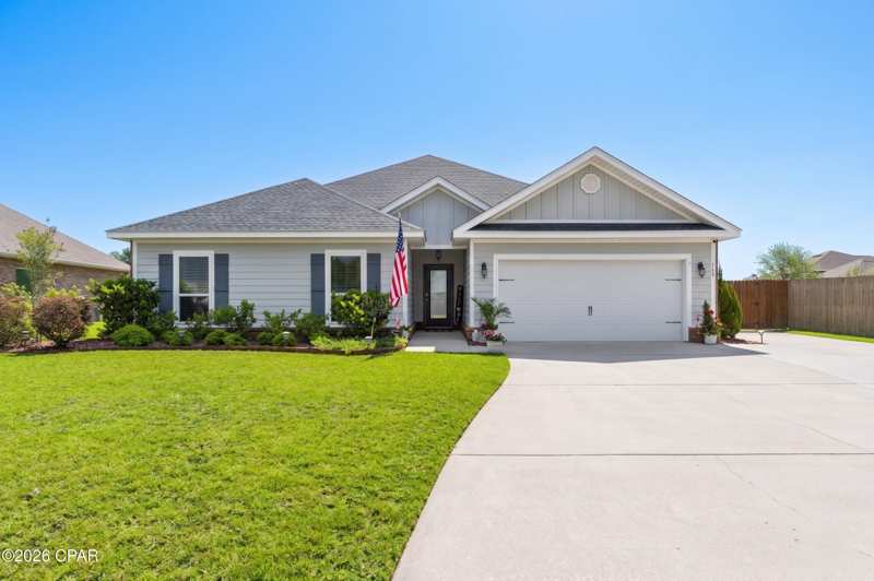 4 bedroom SingleFamilyResidence at 160 Confidence Way, Fanning Bayou, Panama City — photo 1