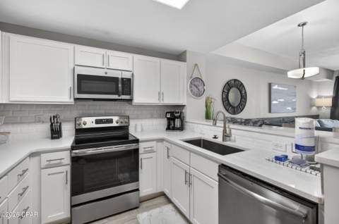 15928 Front Beach Road 1911, Panama City Beach FL - photo 14 of 68