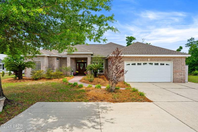 3 bedroom SingleFamilyResidence at 4405 De Len Drive, Deerwood, Panama City — photo 3