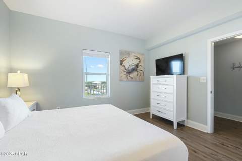 9860 S Thomas Drive 913, Panama City Beach FL - photo 13 of 40