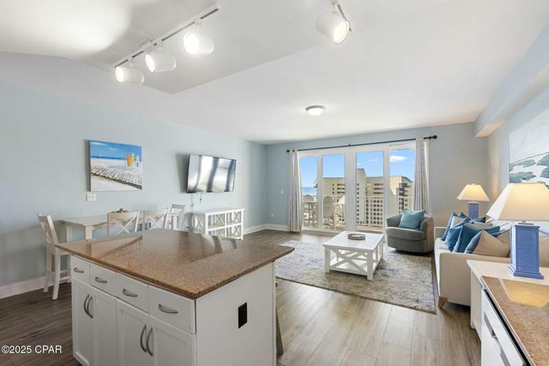 1 bedroom Condominium at 9860 S Thomas Drive 913, Laketown Wharf, Panama City Beach — photo 5