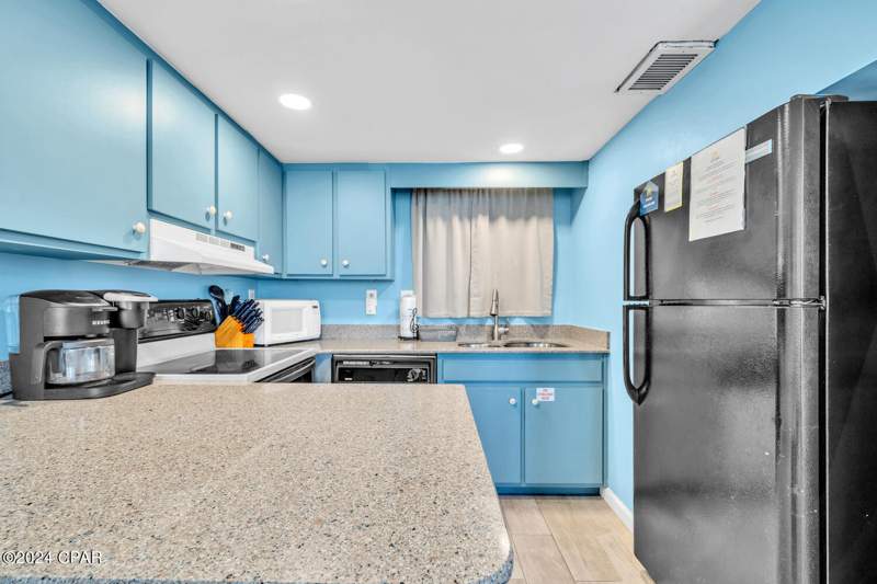 1 bedroom Condominium at 9850 S Thomas Drive 606W, Sunbird Condo, Panama City — photo 5