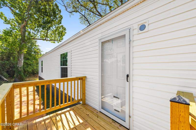 3 bedroom ManufacturedHome at 222 Springfield Avenue, Springfield, Panama City — photo 4