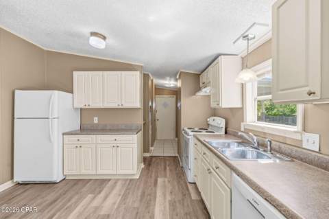 6013 Stockholm Lane, Panama City FL - photo 10 of 33