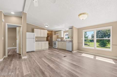 6013 Stockholm Lane, Panama City FL - photo 13 of 33