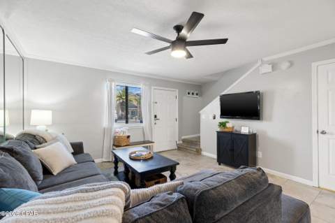 186 Robin Lane, Panama City Beach FL - photo 8 of 36