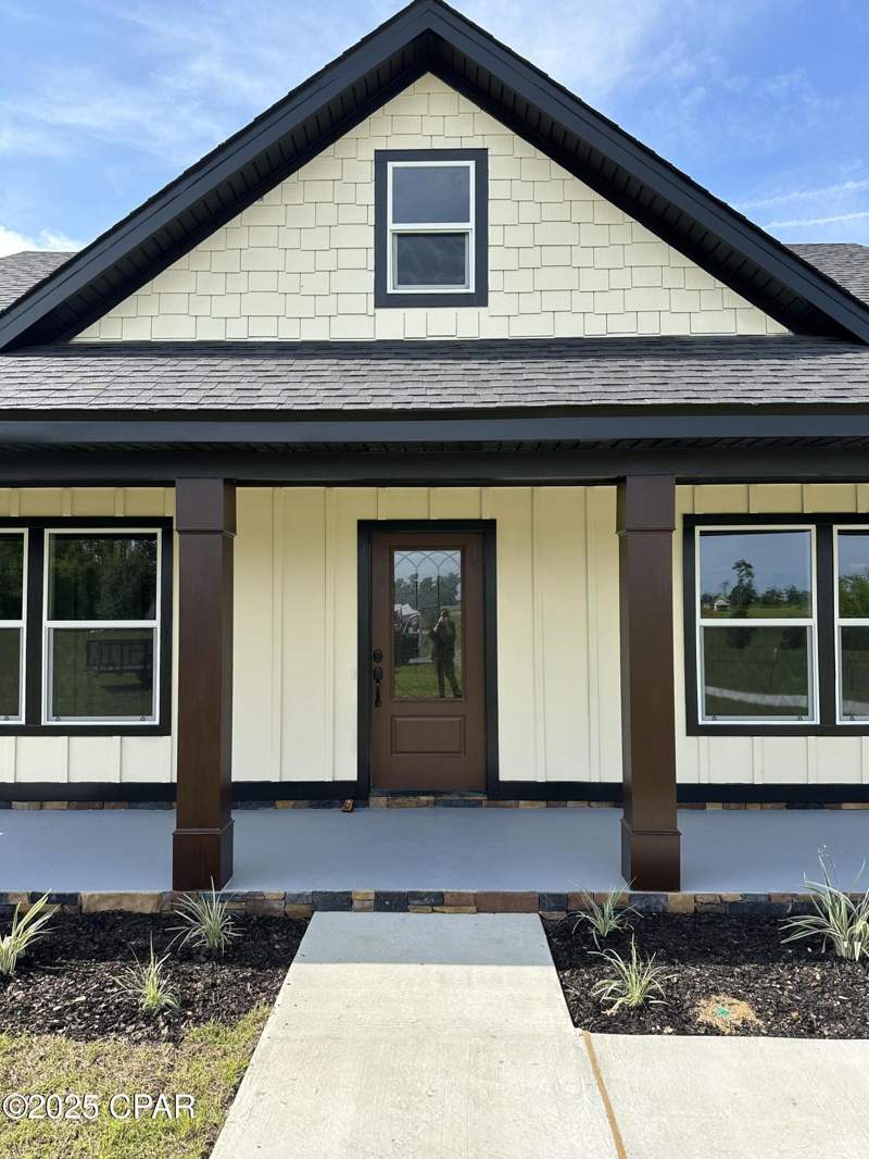 4 bedroom SingleFamilyResidence at 3621 Cypress Tree Lane, Cypress Tree, Marianna — photo 5