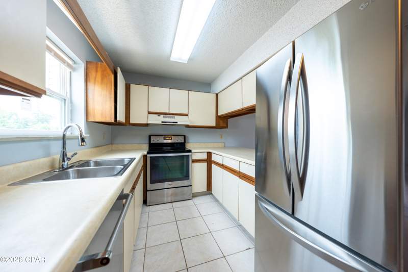 2 bedroom Attached at 1325 W 12th Street C6, Landing At Lake Caroline, Panama City — photo 4