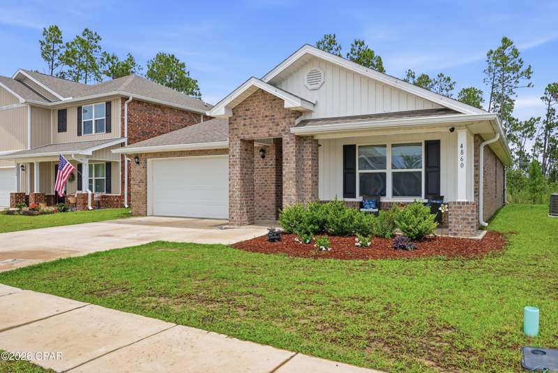 4 bedroom SingleFamilyResidence at 4860 Conner Lane, Liberty, Panama City — photo 2