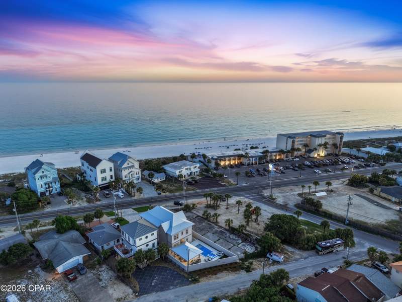 6 bedroom SingleFamilyResidence at 21814 Front Beach Road, Lullwater Beach, Panama City Beach — photo 2