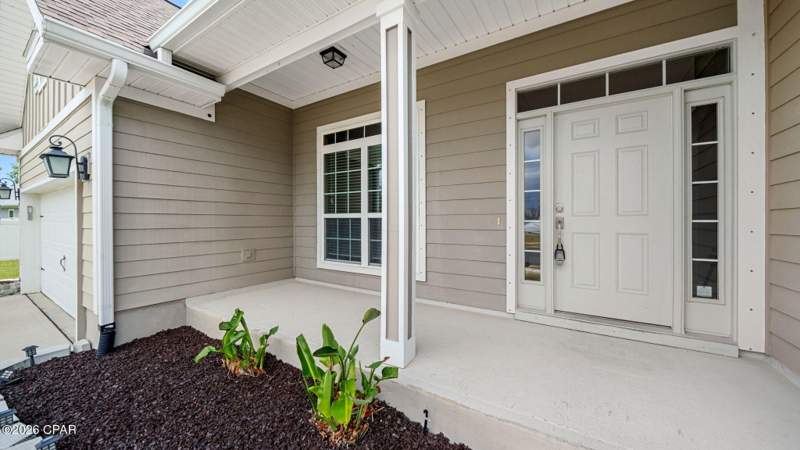 5 bedroom SingleFamilyResidence at 103 S Shoreview Drive, Village Of Mill Bayou/Shoreline Village Ph 1A, Panama City — photo 2