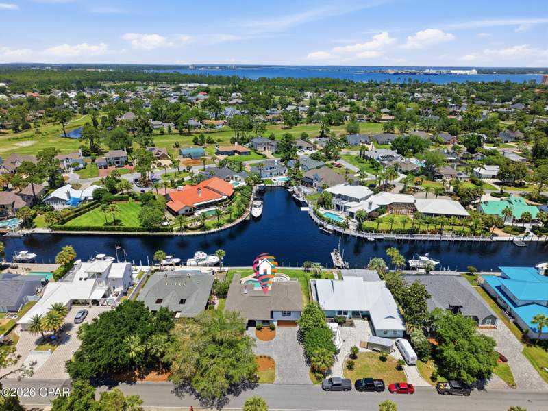 4 bedroom SingleFamilyResidence at 523 Wahoo Road, Bay Point Unit 1, Panama City — photo 3