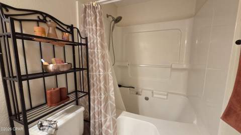 210 Grand Island Boulevard, Panama City Beach FL - photo 9 of 39