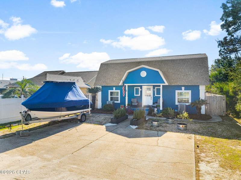 3 bedroom SingleFamilyResidence at 8323 Elizabeth Avenue, Bel Air, Panama City — photo 3