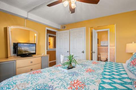 8743 Thomas Drive 720, Panama City Beach FL - photo 15 of 31