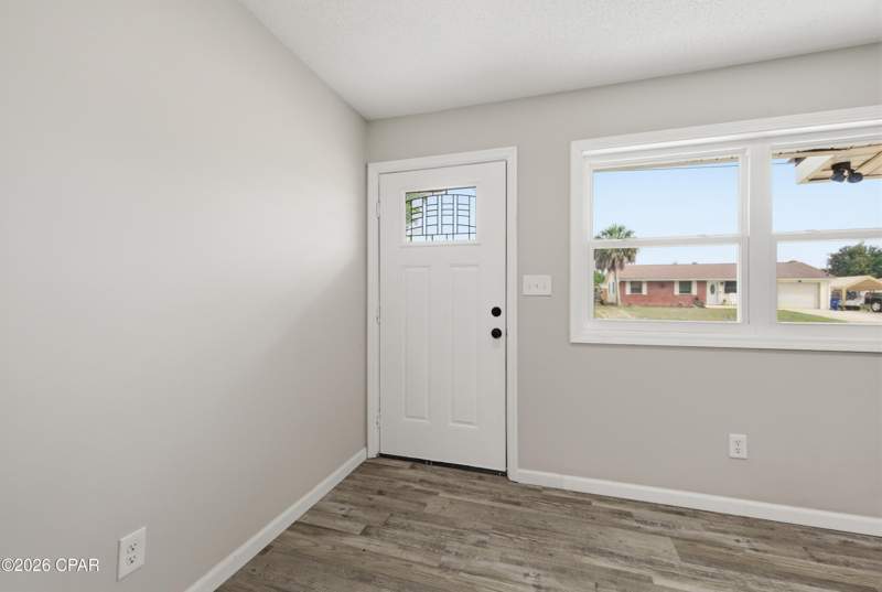 3 bedroom SingleFamilyResidence at 2504 W 21st Street, Hentz 1st Add Unit B, Panama City — photo 5