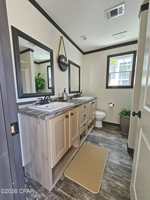 570 Apalachicola Avenue, Alford FL - photo 10 of 24