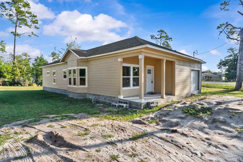 3 bedroom SingleFamilyResidence at 7523 Highway 2302, Southport, Panama City — photo 1