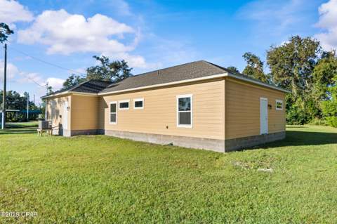 7523 Highway 2302, Panama City FL - photo 8 of 45