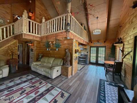 2638 Arpana Circle, Alford FL - photo 8 of 64