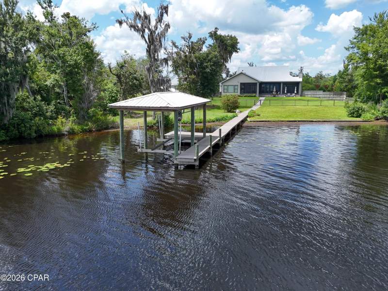 3 bedroom SingleFamilyResidence at 9701 Summer Creek Drive, Cedar Creek At Deerpoint Lake, Panama City — photo 5