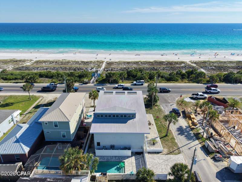 6 bedroom SingleFamilyResidence at 13826 Front Beach Road, Bid A Wee, Panama City Beach — photo 2