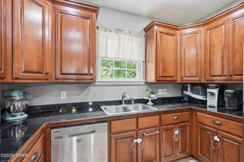 3995 Quail Avenue, Chipley FL - photo 18 of 36