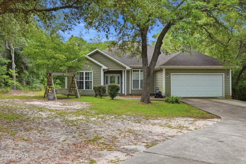 4 bedroom SingleFamilyResidence at 3995 Quail Avenue, Sunny Hills, Chipley — photo 2