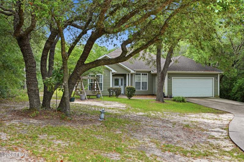 4 bedroom SingleFamilyResidence at 3995 Quail Avenue, Sunny Hills, Chipley — photo 4