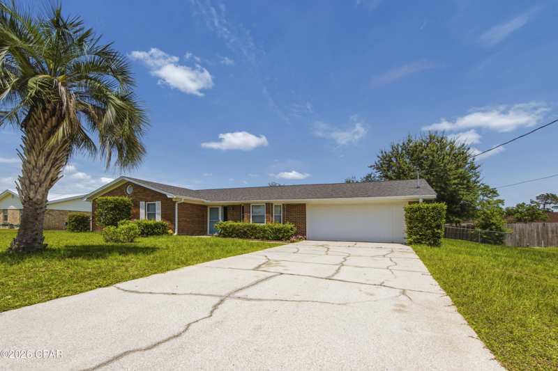3 bedroom SingleFamilyResidence at 150 Lauren Lane, Lorraine Estates, Panama City — photo 1