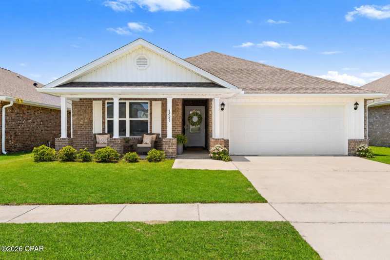 4 bedroom SingleFamilyResidence at 4821 Conner Lane, Liberty, Panama City — photo 1