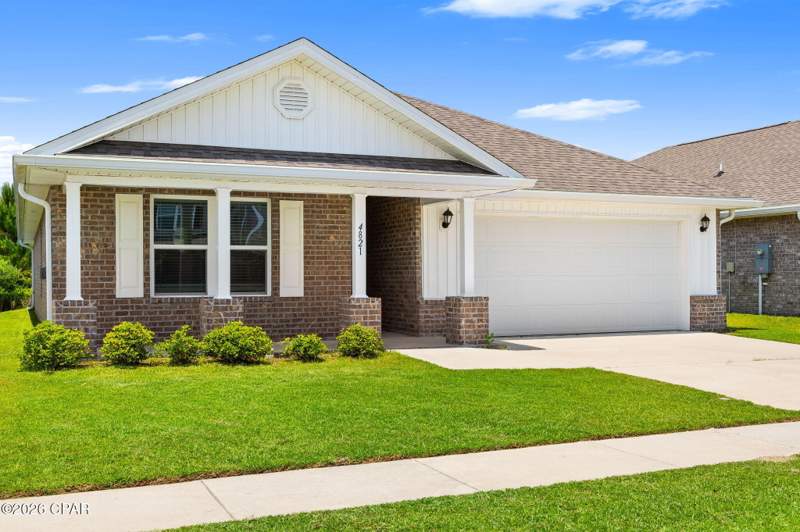 4 bedroom SingleFamilyResidence at 4821 Conner Lane, Liberty, Panama City — photo 3