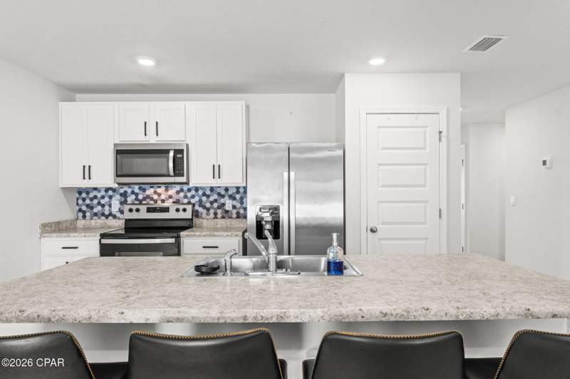 4 bedroom SingleFamilyResidence at 6400 Bellavia Lane, Liberty, Panama City — photo 2