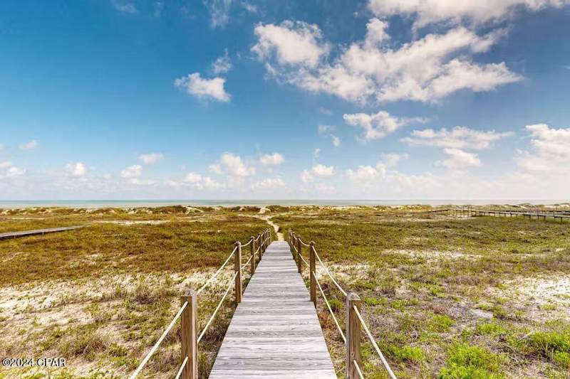 4 bedroom SingleFamilyResidence at 113 W Seascape Drive, Two Palms, Cape San Blas — photo 4