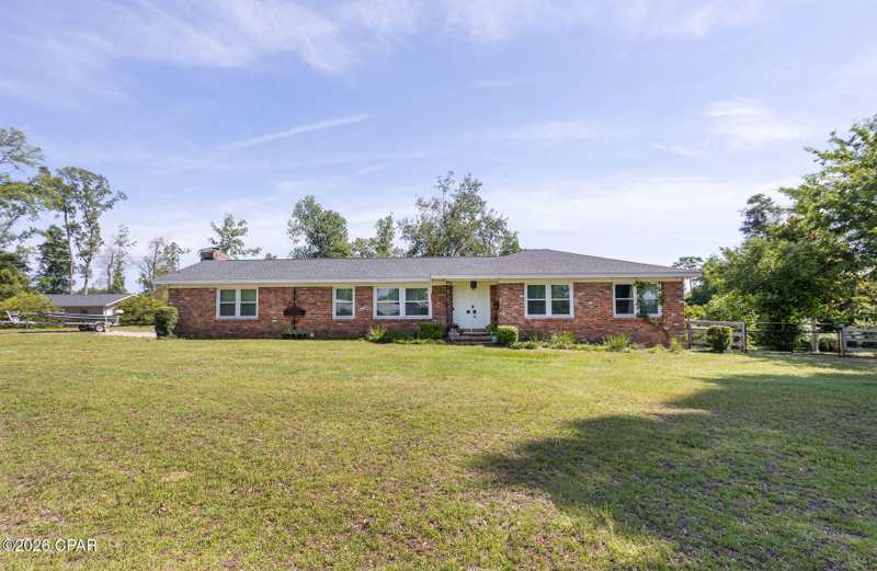 3 bedroom SingleFamilyResidence at 4921 Tall Pine Drive, Dogwood Heights, Marianna — photo 1