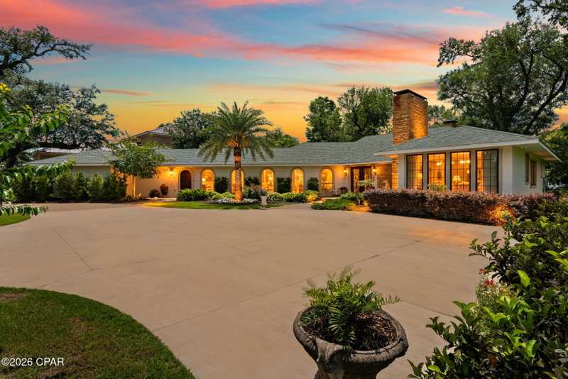 4 bedroom SingleFamilyResidence at 518 Bunkers Cove Road, Sudduths 6th Add, Panama City — photo 1