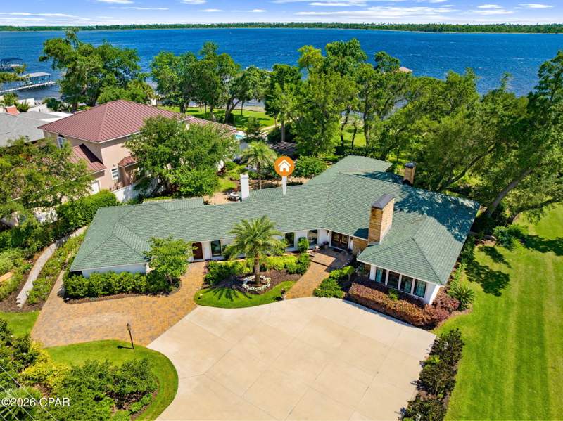 4 bedroom SingleFamilyResidence at 518 Bunkers Cove Road, Sudduths 6th Add, Panama City — photo 2