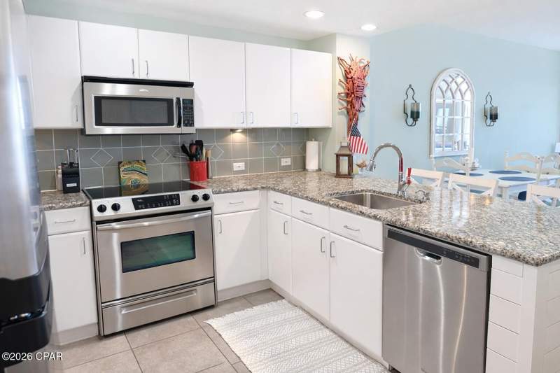 2 bedroom Condominium at 11807 Front Beach Road 1 - 1205, Grand Panama Beach Resort, Panama City Beach — photo 5