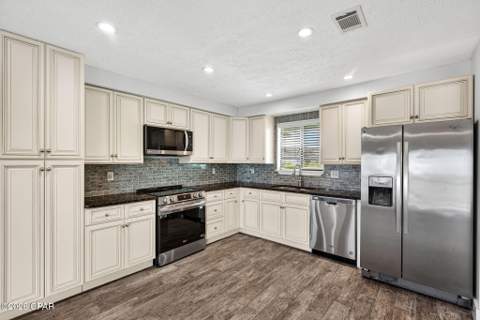 1243 Capri Drive, Panama City FL - photo 13 of 57