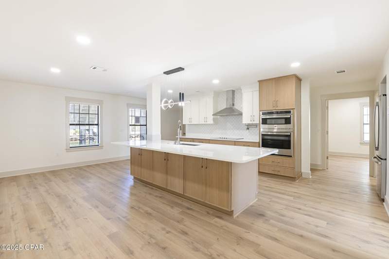 6 bedroom SingleFamilyResidence at 125 Cobb Road, Suntime Beach U-1, Panama City Beach — photo 2