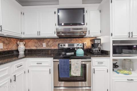 213 Kentucky Avenue, Lynn Haven FL - photo 11 of 61