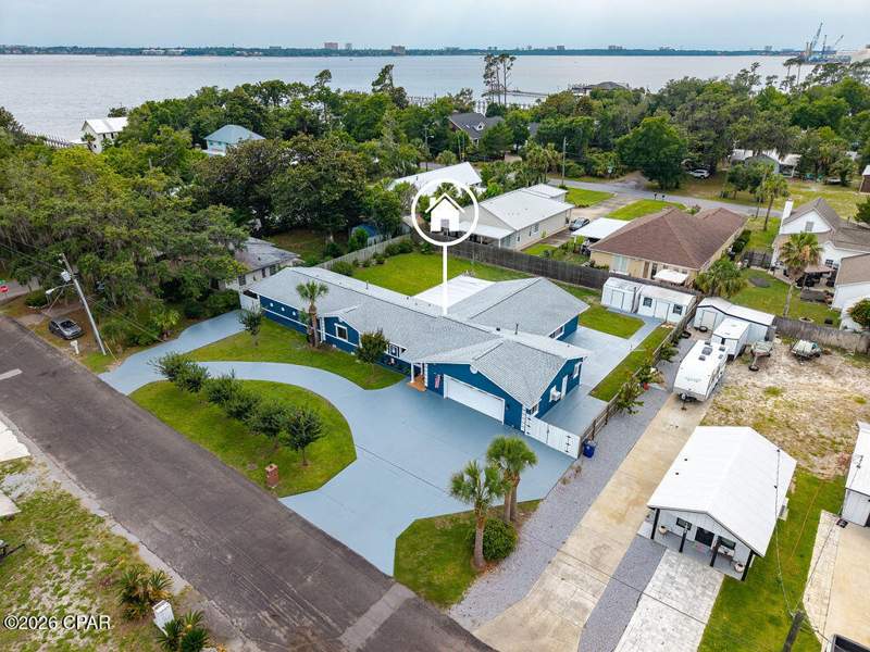 4 bedroom SingleFamilyResidence at 1605 Louise Avenue, Bayview, Panama City — photo 5