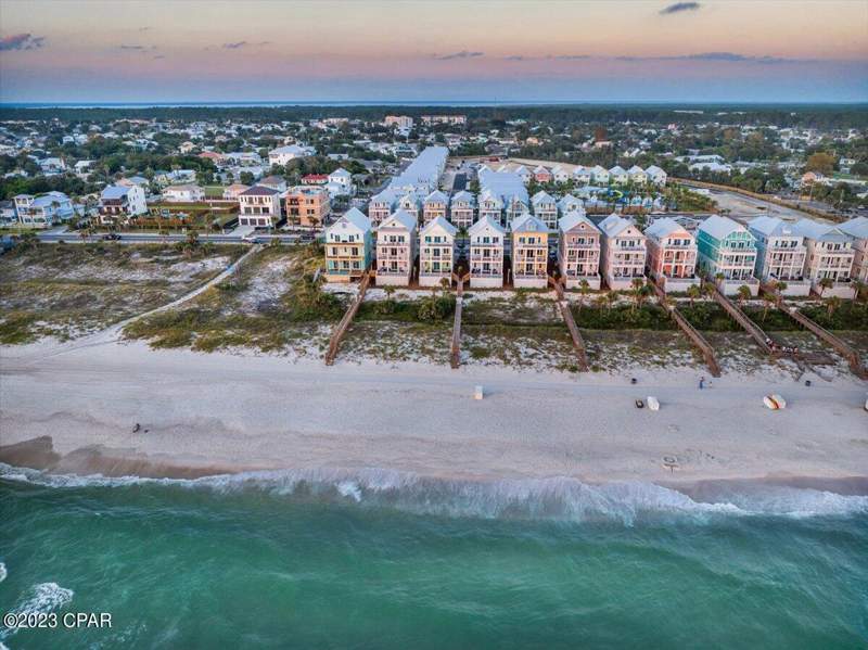 6 bedroom SingleFamilyResidence at 13659 Front Beach Road, Margaritaville Cottages, Panama City Beach — photo 3